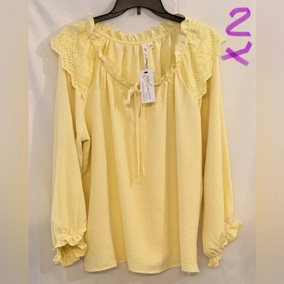 NY Collection Soft Yellow Ruffle Blouse - Picture 1 of 2